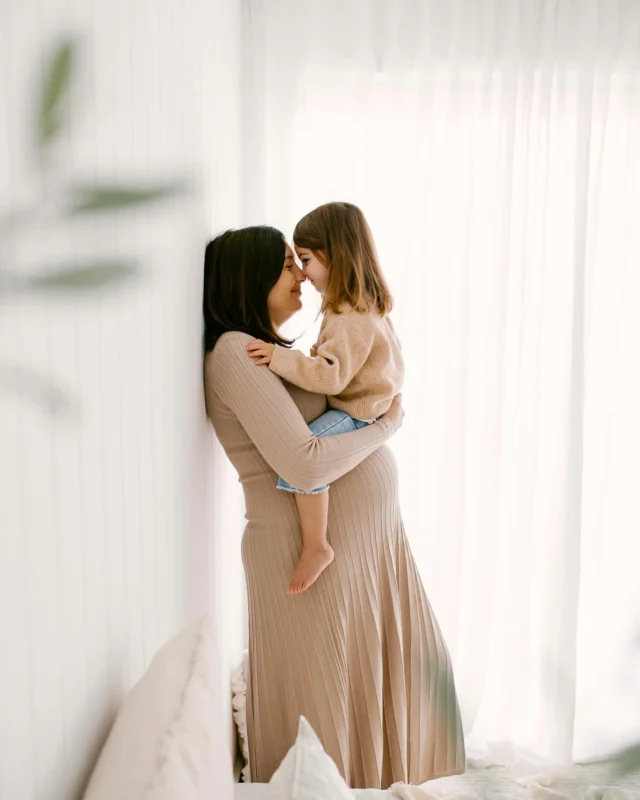 All your roads led you here. 🤍

@adrijaney 

#bendigomaternityphotographer#melbournematernityphotographer#bendigofamilyphotographer#melbournefamilyphotographer#naturalnewbornphotographer#naturallightstudio#lookslikefilmkids#thefountcollective#themotherhoodanthology#simplymothers#connectedinmotherhood#motherhoodarchive#thebloomforum#thesincerestoryteller#thelifestylecollective#nikonaustralia#nikonau